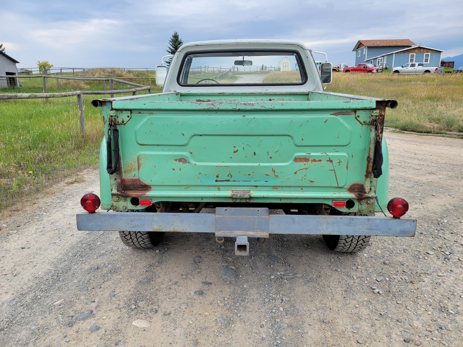 Dodge-Power-Wagon-1972-Standard-Cab-Pickup-3