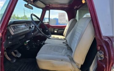 Dodge-Power-wagon-1971-BURGUNDY-TAN-6