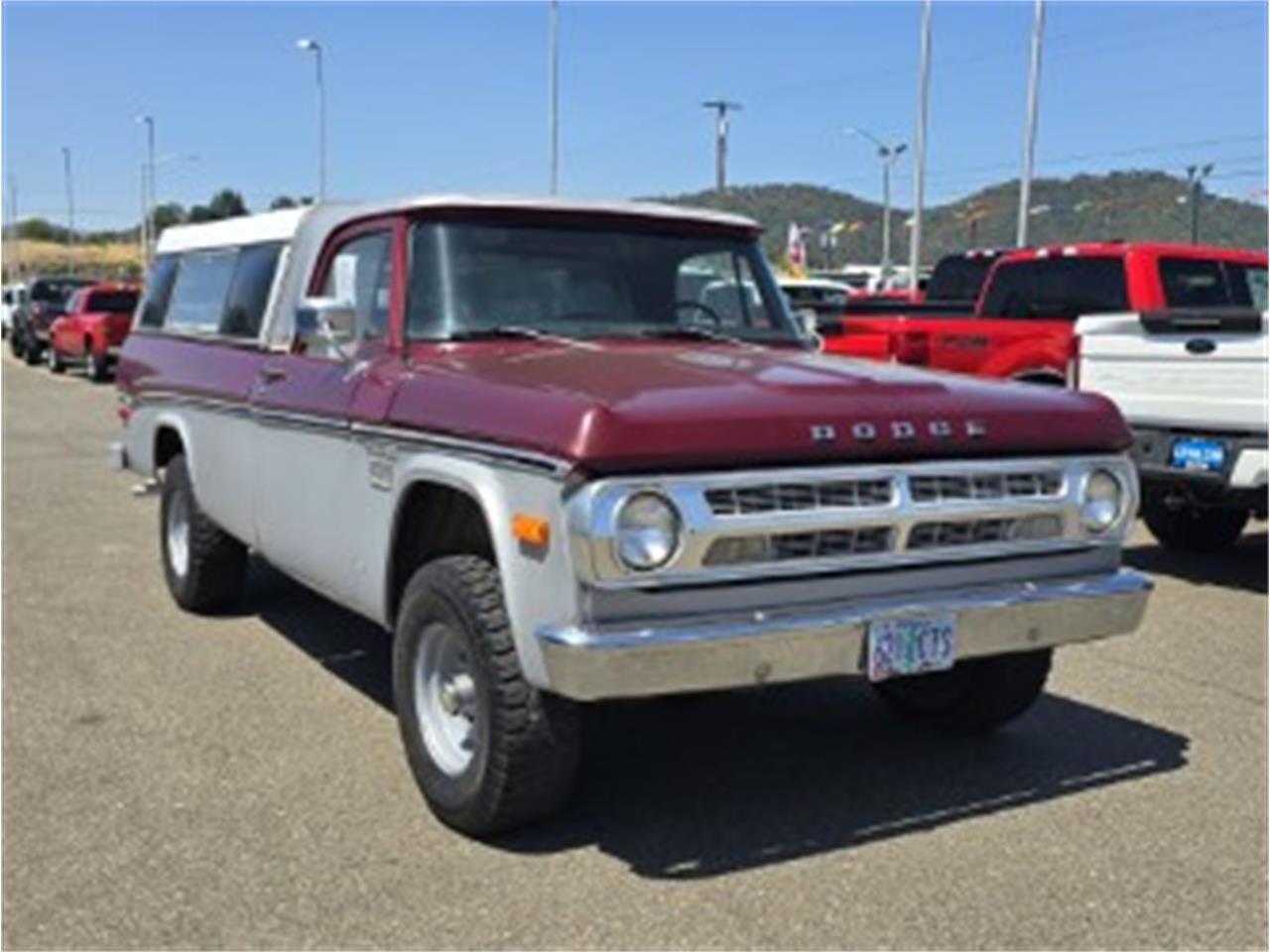 Dodge-Power-wagon-1971-BURGUNDY-TAN