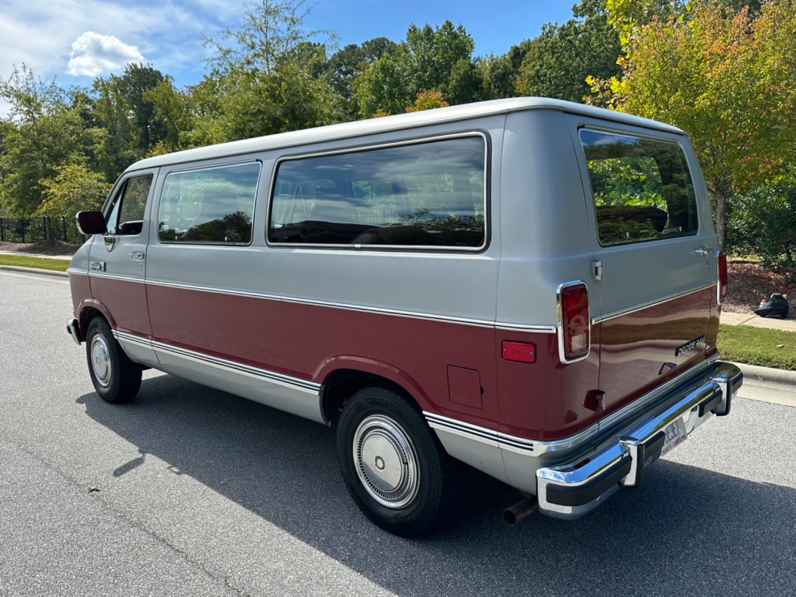 Dodge-Ram-2500-1988-2