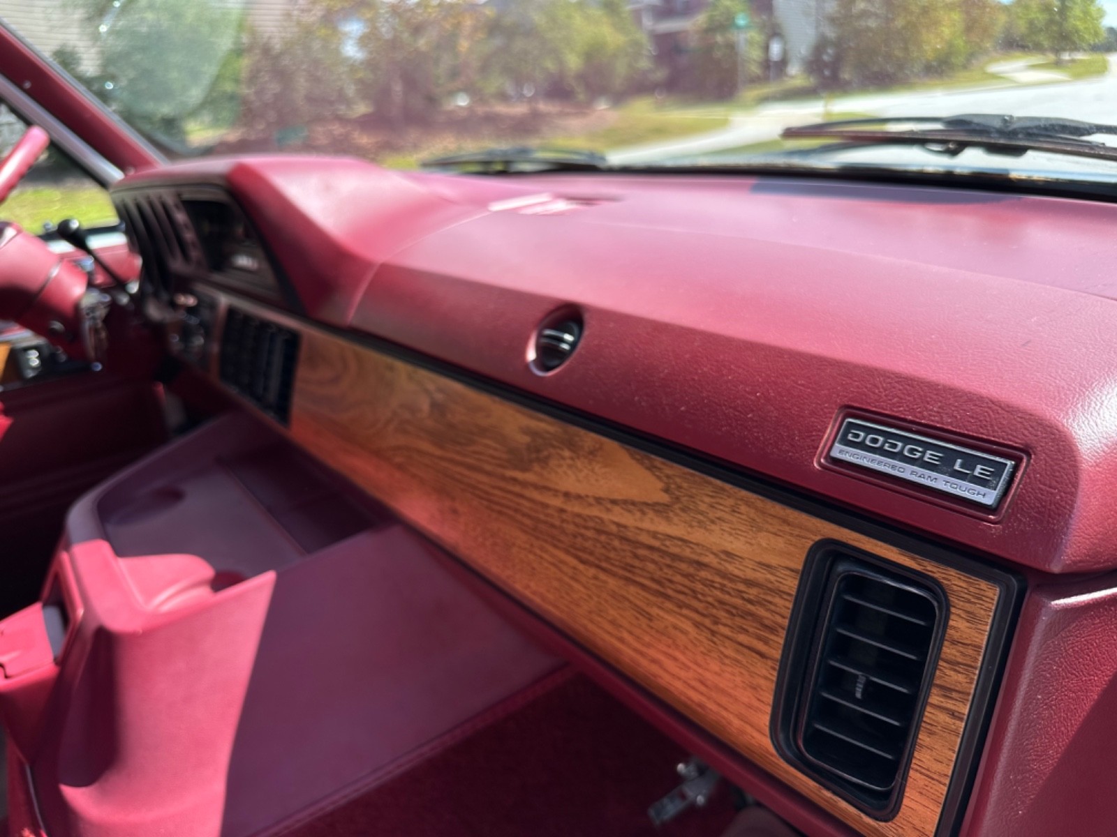 Dodge-Ram-2500-1988-26