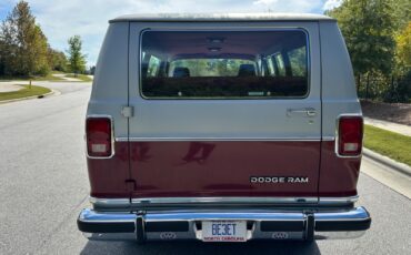 Dodge-Ram-2500-1988-7