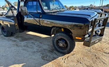 Dodge-Ram-2500-1991-Cab-Chassis-3