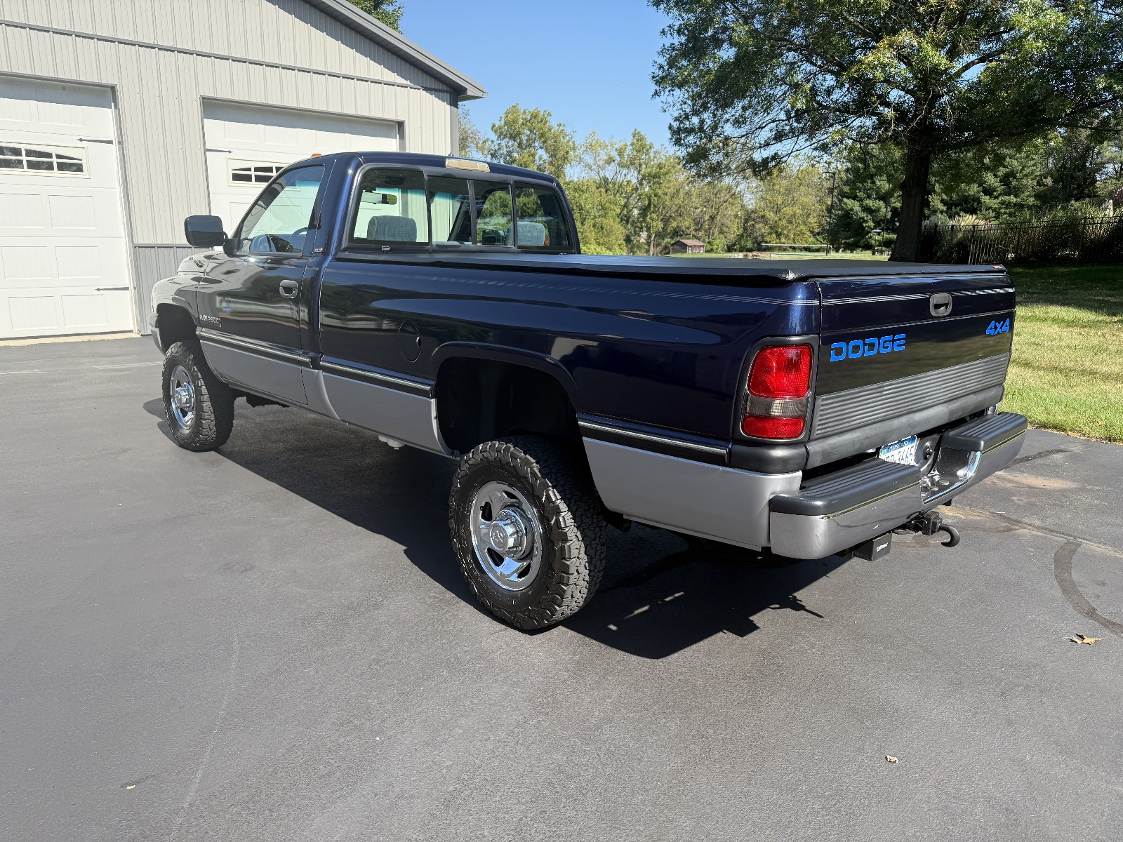 Dodge-Ram-2500-1995-Standard-Cab-Pickup-4