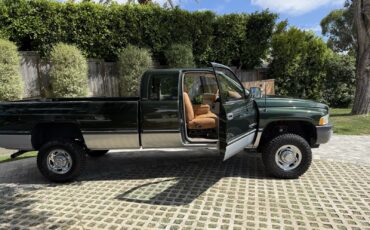 Dodge-Ram-2500-1996-2