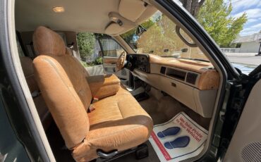 Dodge-Ram-2500-1996-23