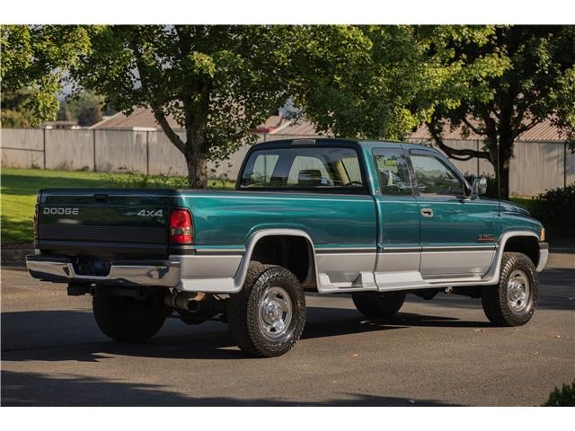 Dodge-Ram-2500-1996-Extended-Cab-Pickup-10