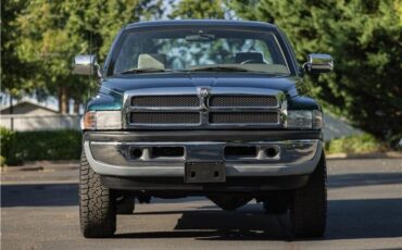Dodge-Ram-2500-1996-Extended-Cab-Pickup-2