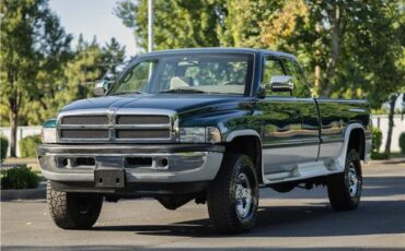 Dodge-Ram-2500-1996-Extended-Cab-Pickup-3