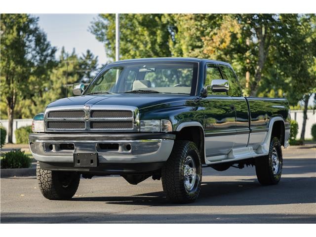 Dodge-Ram-2500-1996-Extended-Cab-Pickup-3