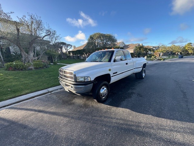 Dodge-Ram-3500-1996-Extended-Cab-Pickup-2