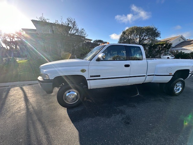 Dodge-Ram-3500-1996-Extended-Cab-Pickup-4