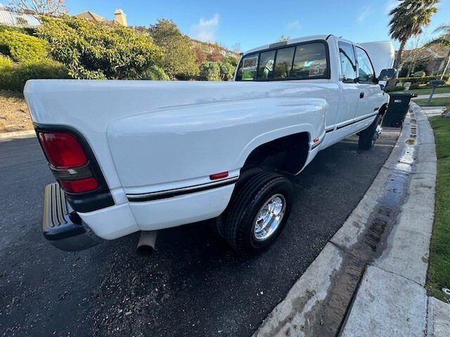 Dodge-Ram-3500-1996-Extended-Cab-Pickup-9