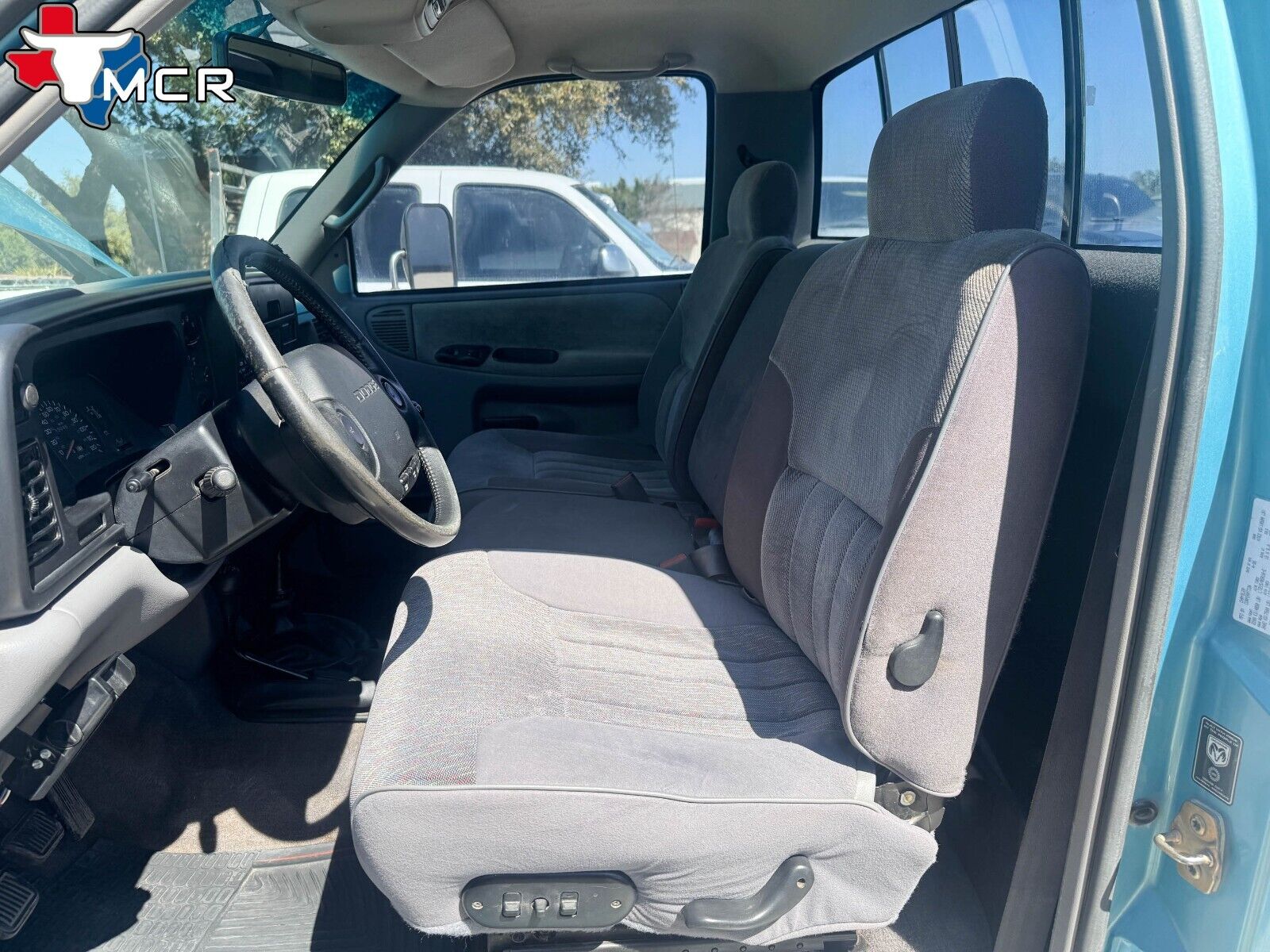 Dodge-Ram-3500-1996-Standard-Cab-Pickup-17