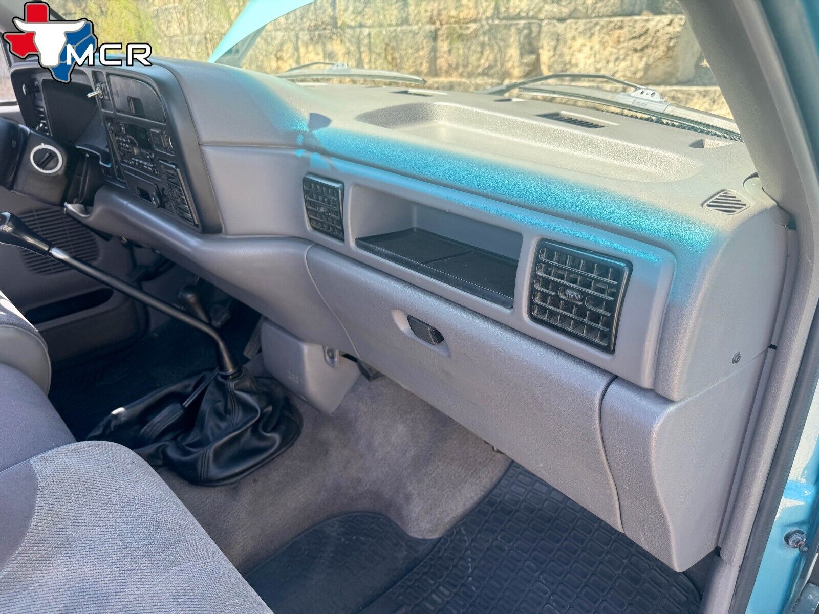 Dodge-Ram-3500-1996-Standard-Cab-Pickup-19