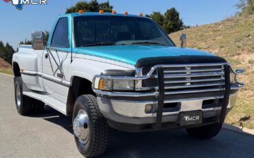 Dodge-Ram-3500-1996-Standard-Cab-Pickup-2