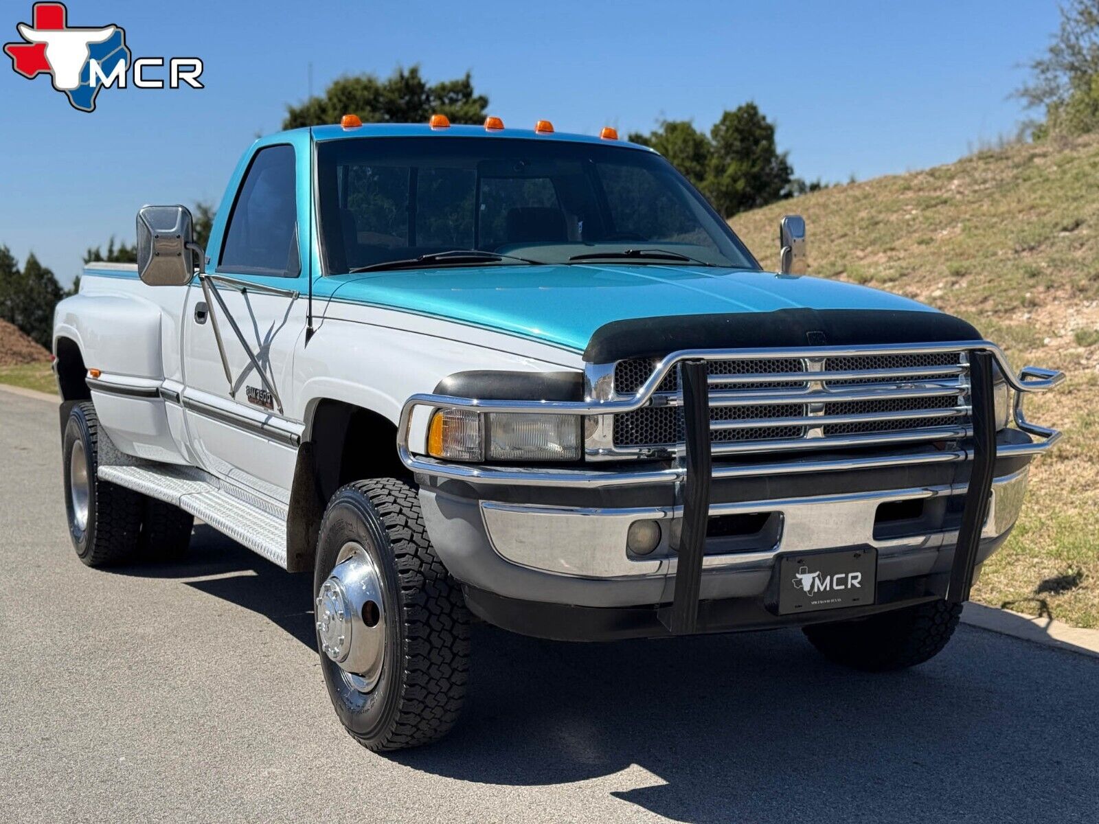 Dodge-Ram-3500-1996-Standard-Cab-Pickup-2