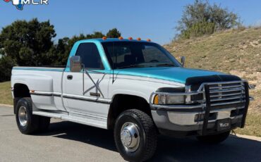 Dodge-Ram-3500-1996-Standard-Cab-Pickup-3