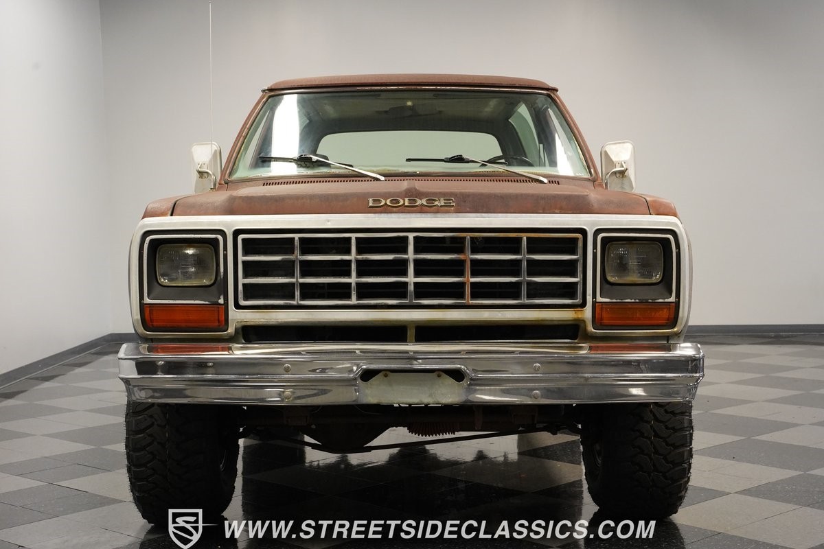 Dodge-Ramcharger-1982-SUV-17
