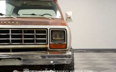 Dodge-Ramcharger-1982-SUV-20