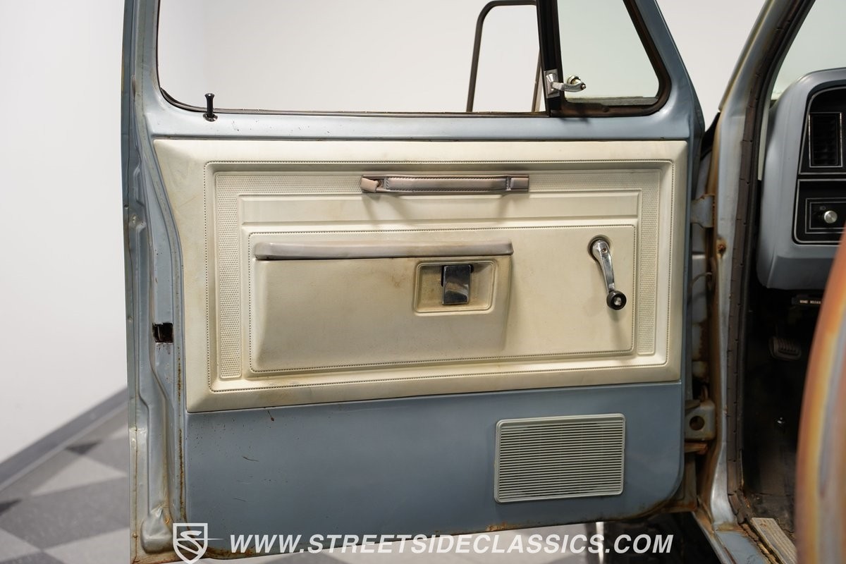 Dodge-Ramcharger-1982-SUV-37