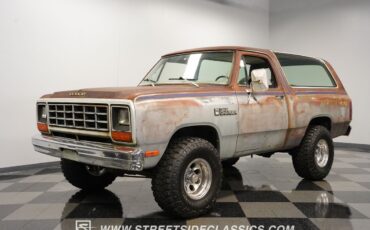 Dodge-Ramcharger-1982-SUV-5