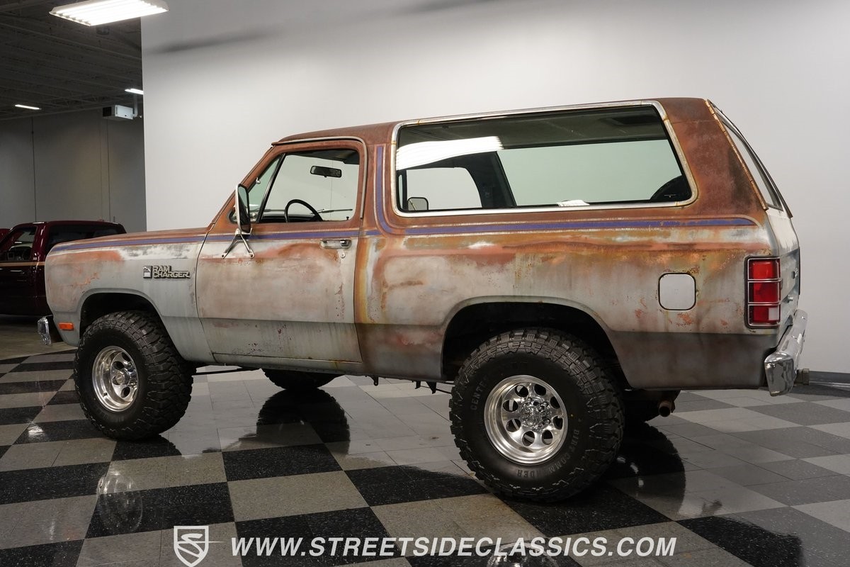 Dodge-Ramcharger-1982-SUV-8