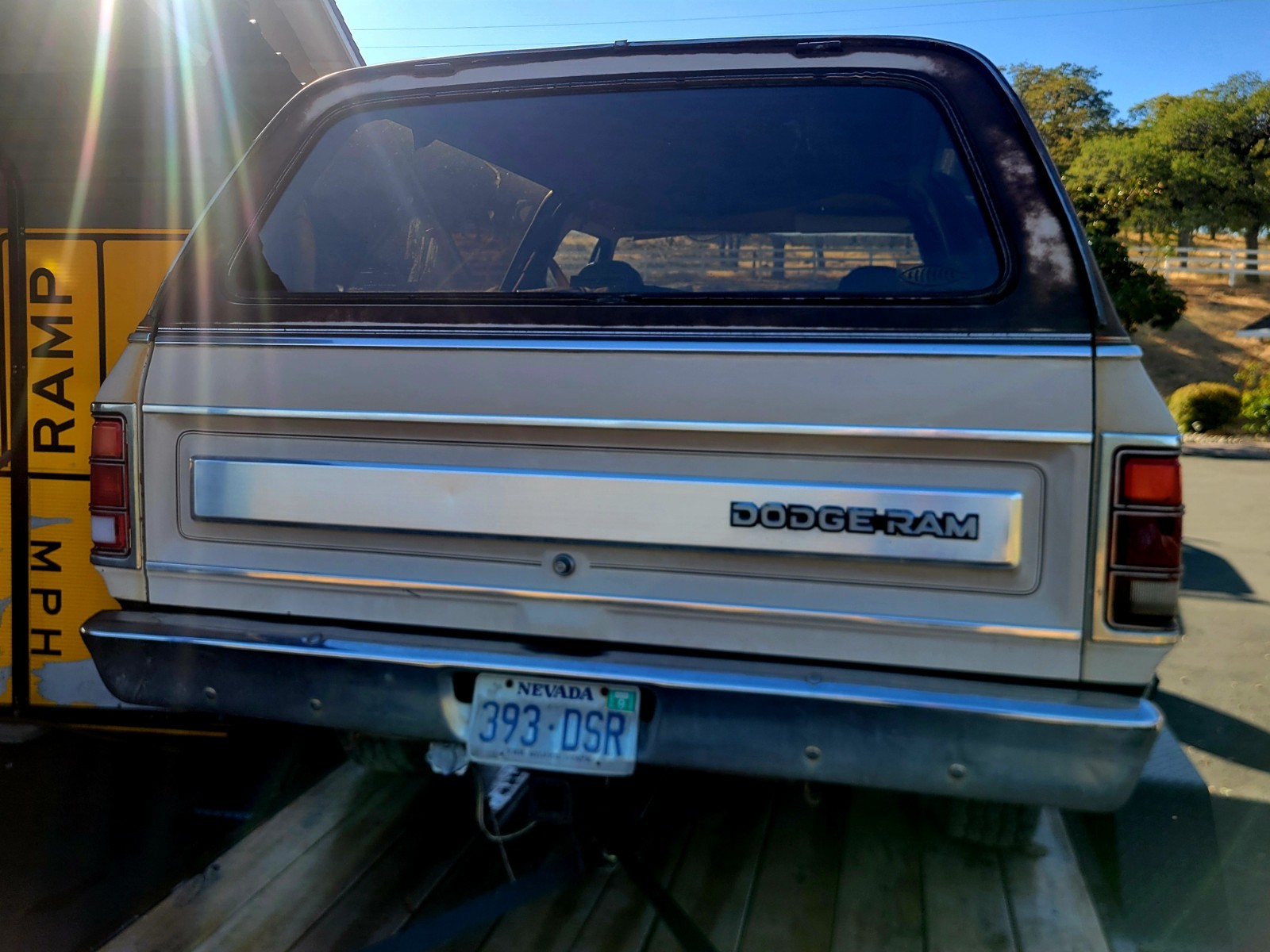 Dodge-Ramcharger-1983-SUV-3