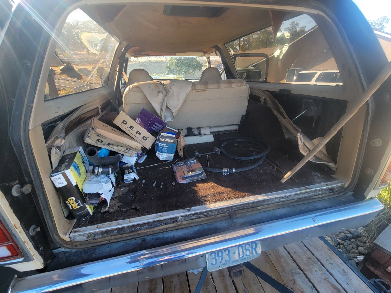 Dodge-Ramcharger-1983-SUV-38