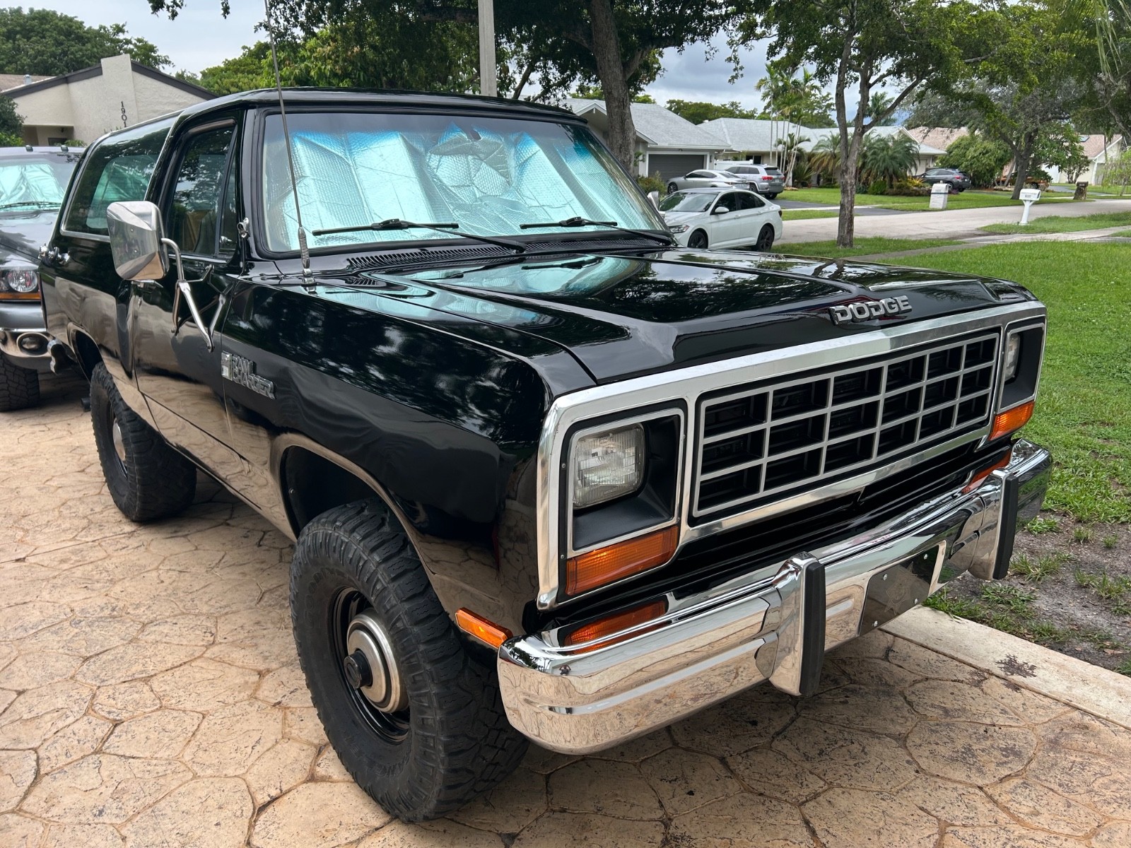 Dodge-Ramcharger-1985-Utility-1