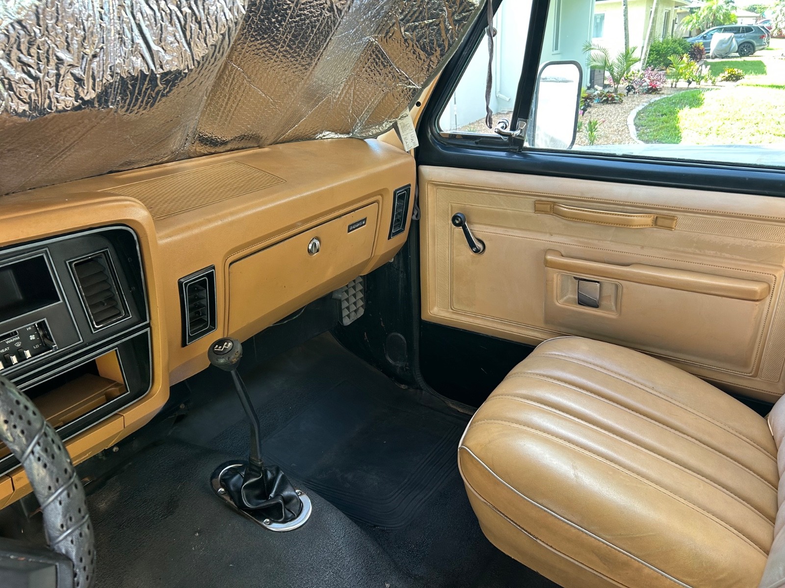 Dodge-Ramcharger-1985-Utility-15