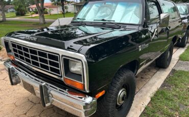 Dodge-Ramcharger-1985-Utility