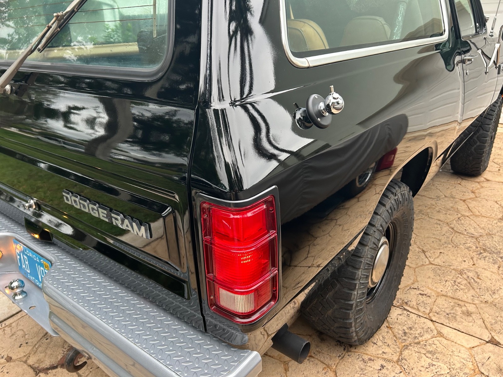 Dodge-Ramcharger-1985-Utility-6