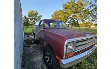 Dodge-Ramcharger-1987-Red-Red-1
