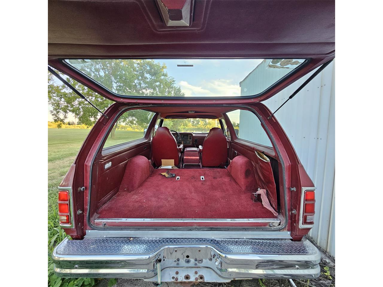 Dodge-Ramcharger-1987-Red-Red-12