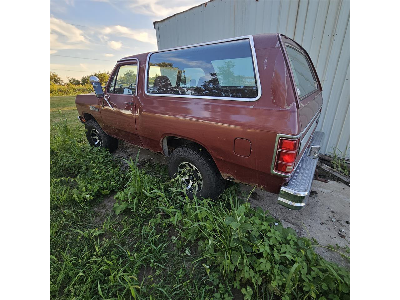 Dodge-Ramcharger-1987-Red-Red-4