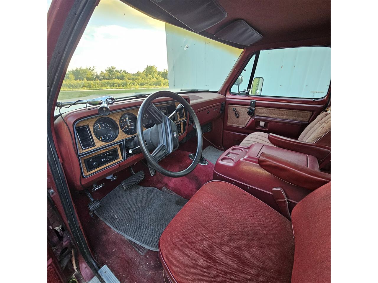 Dodge-Ramcharger-1987-Red-Red-6