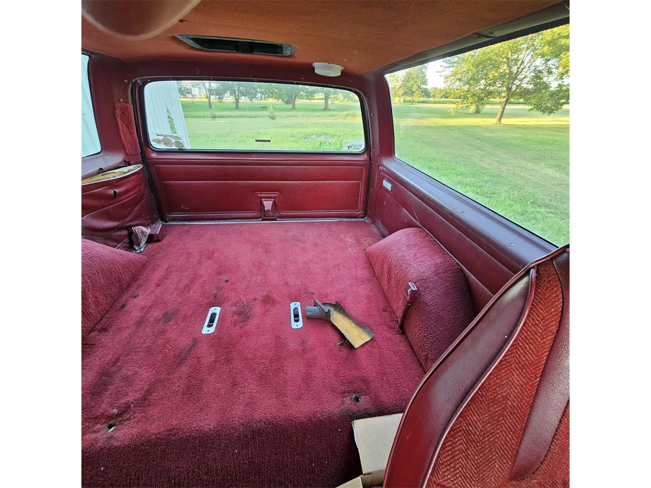 Dodge-Ramcharger-1987-Red-Red-8