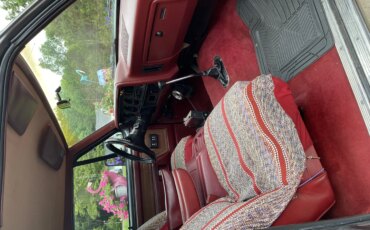Dodge-Ramcharger-4wd-1987-Red-18