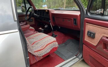 Dodge-Ramcharger-4wd-1987-Red-19