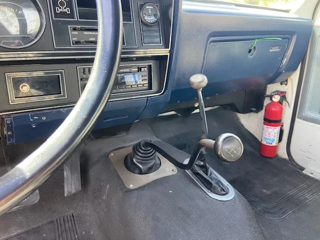 Dodge-Ramcharger-aw-100-4wd-1985-Blue-Blue-10
