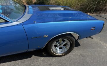 Dodge-Super-Bee-1971-5