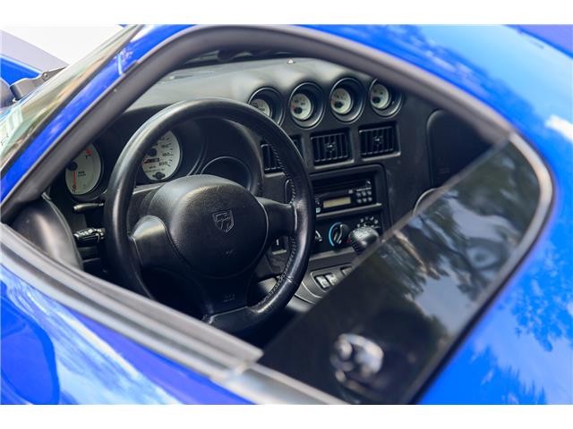Dodge-Viper-1996-COUPE-13