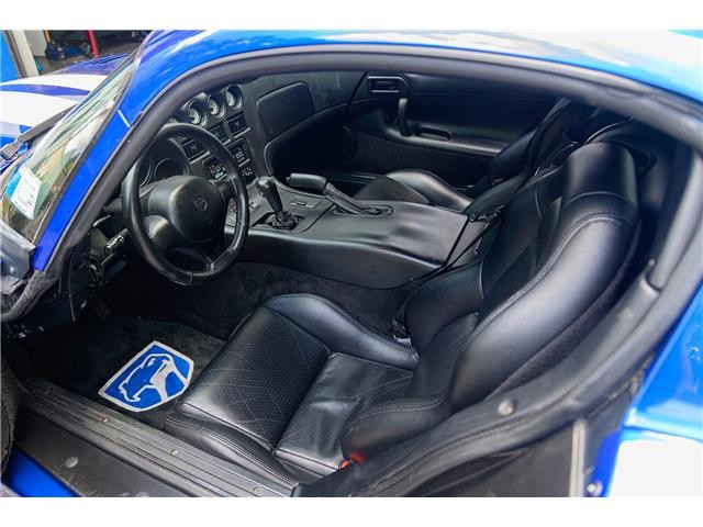 Dodge-Viper-1996-COUPE-14