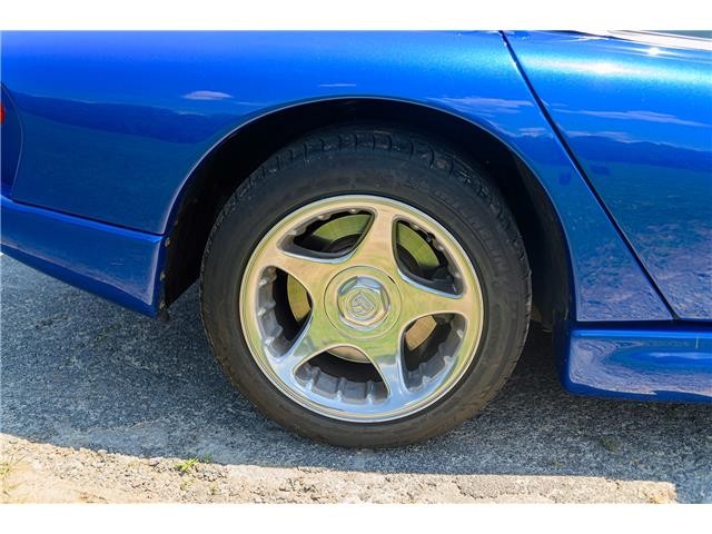 Dodge-Viper-1996-COUPE-21