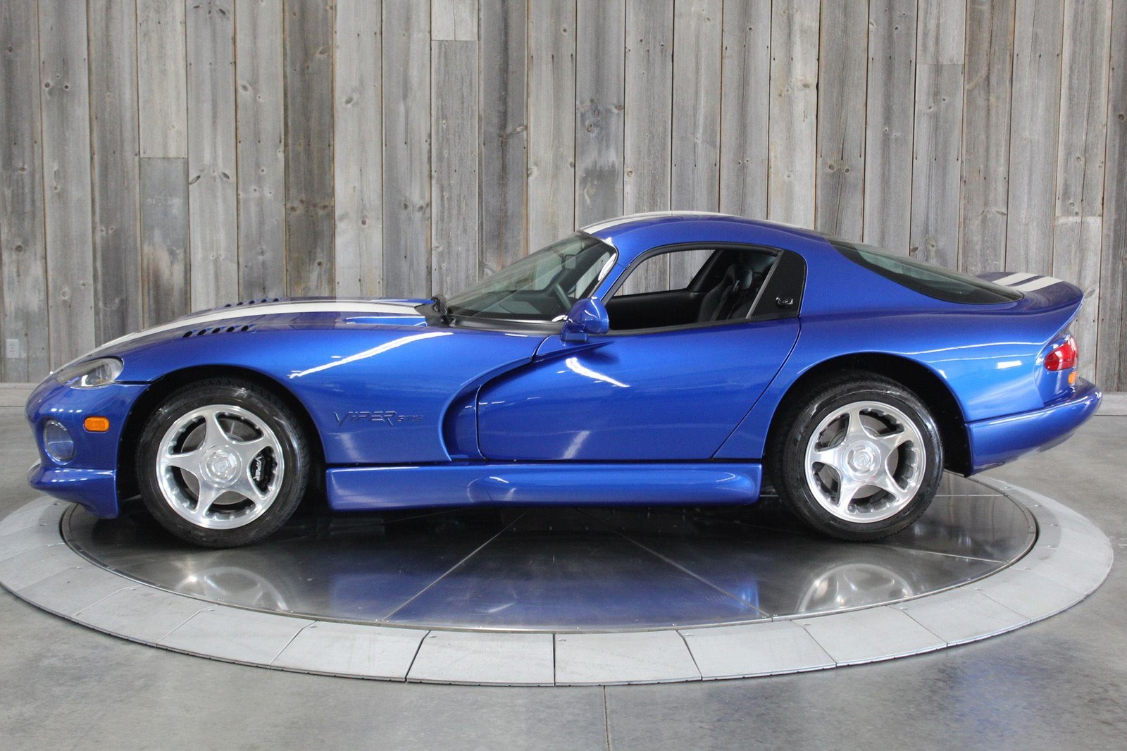 Dodge-Viper-1996-UNTOUCH-CONDITION-2