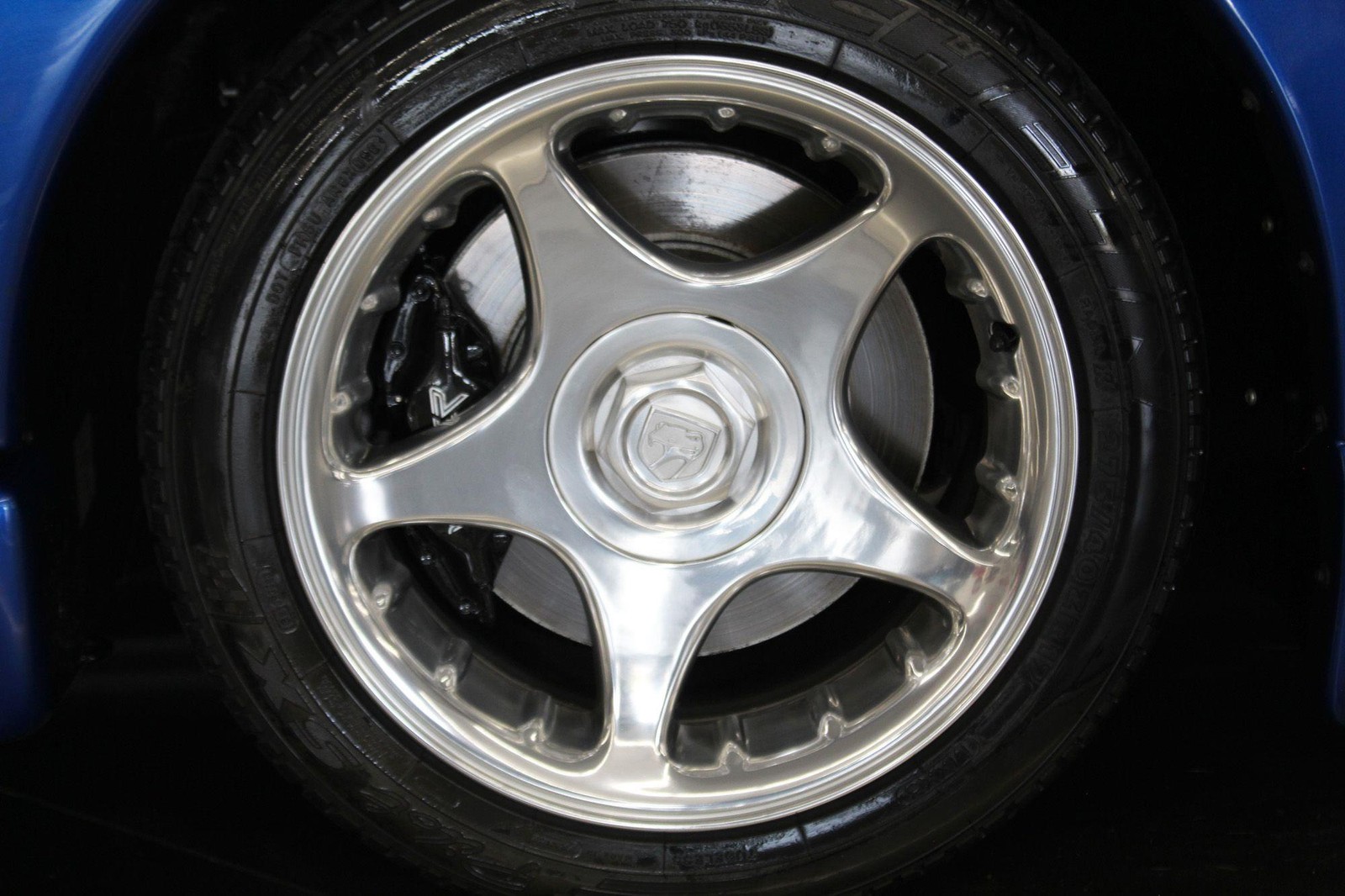 Dodge-Viper-1996-UNTOUCH-CONDITION-23