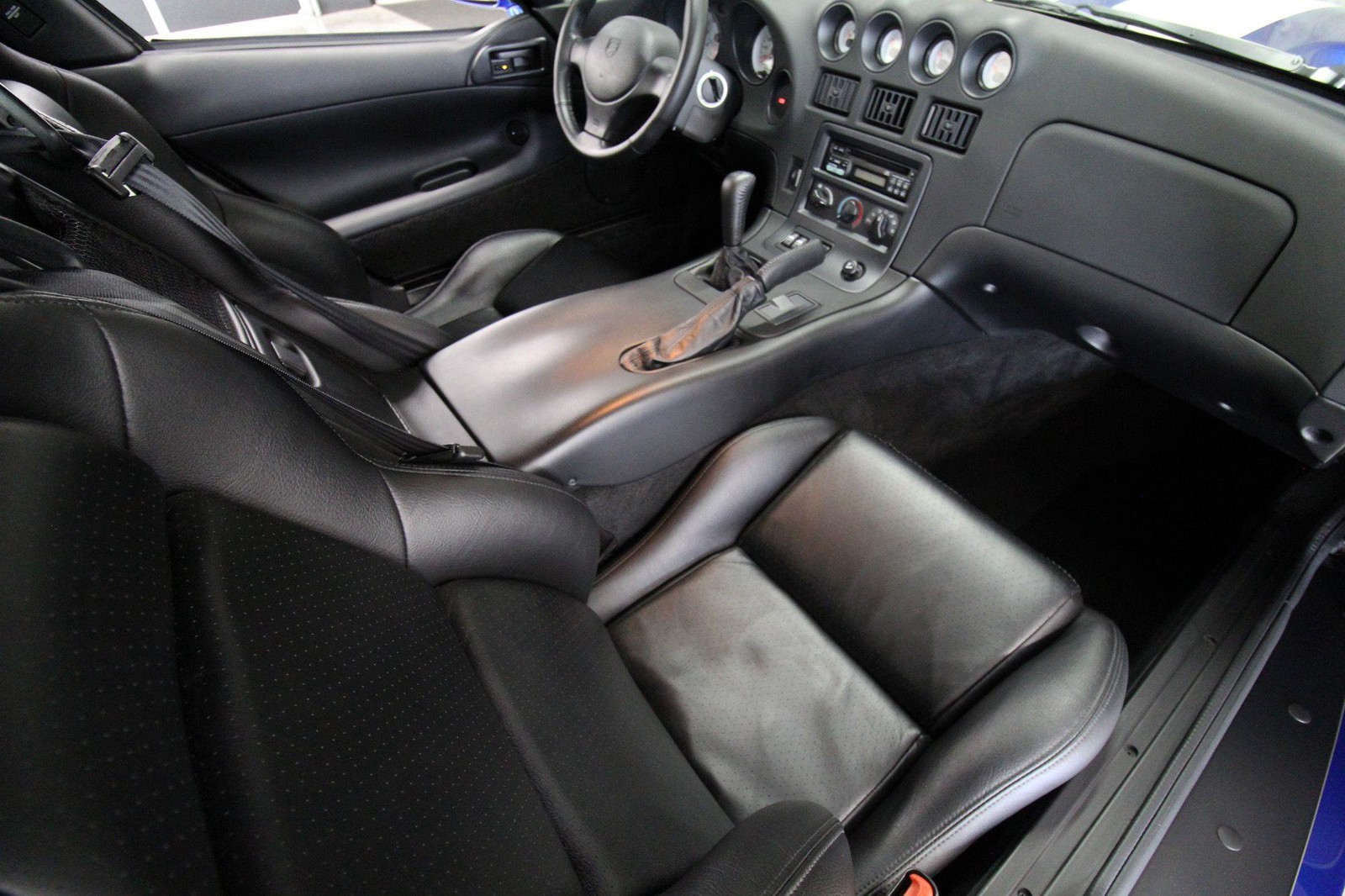 Dodge-Viper-1996-UNTOUCH-CONDITION-32