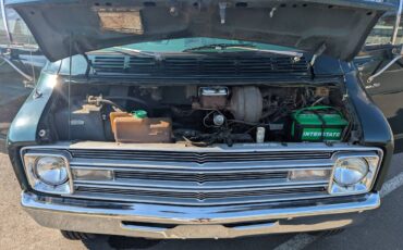 Dodge-b200-1977-green-5