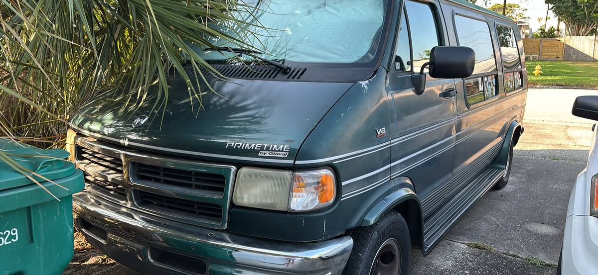 Dodge-b2500-van-1995-green-3